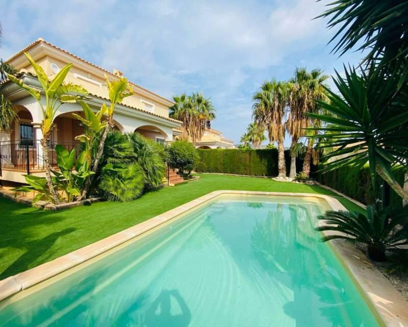 4 chambre Villa à vendre