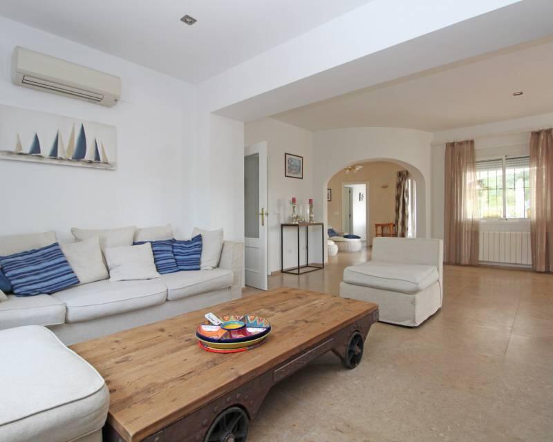 4 Cuarto Villa en venta