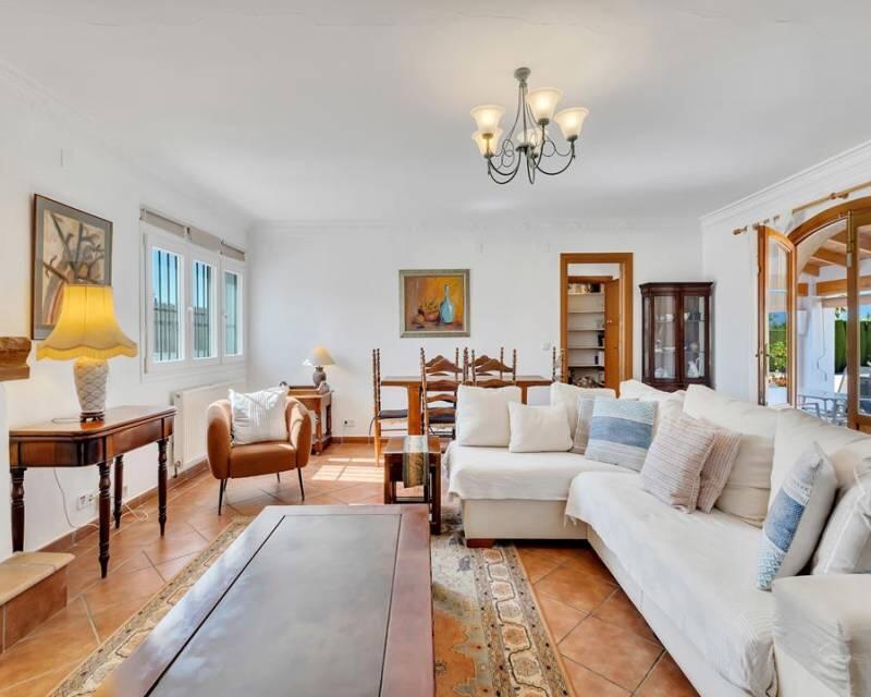7 bedroom Villa for sale