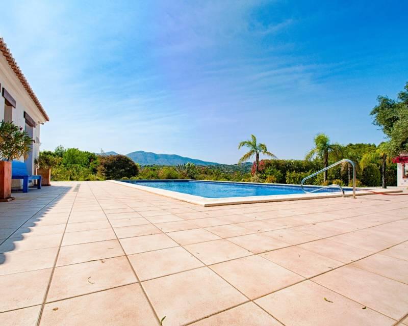 4 bedroom Country House for sale