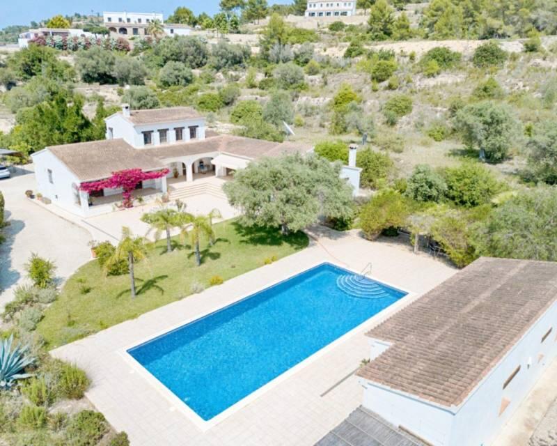 4 bedroom Country House for sale