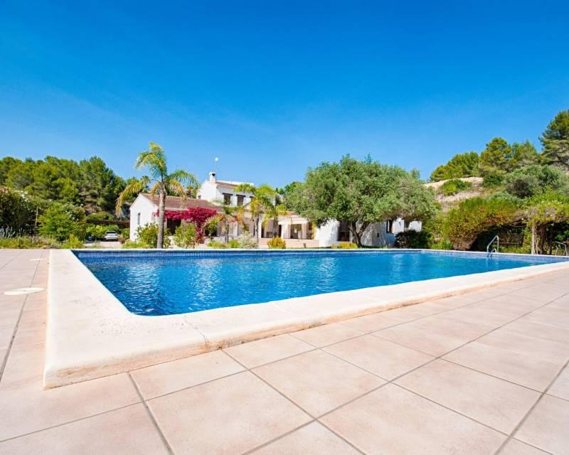 4 bedroom Country House for sale