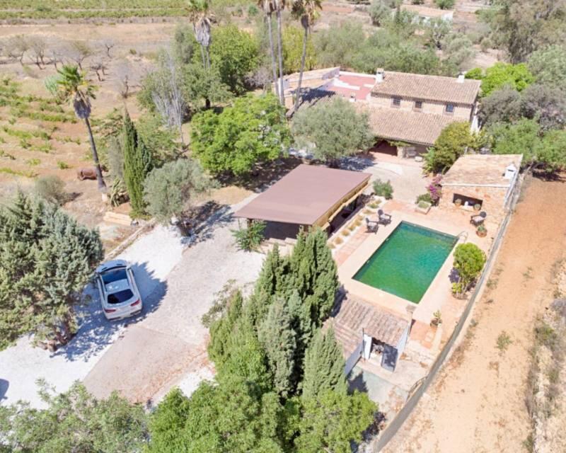 4 bedroom Country House for sale