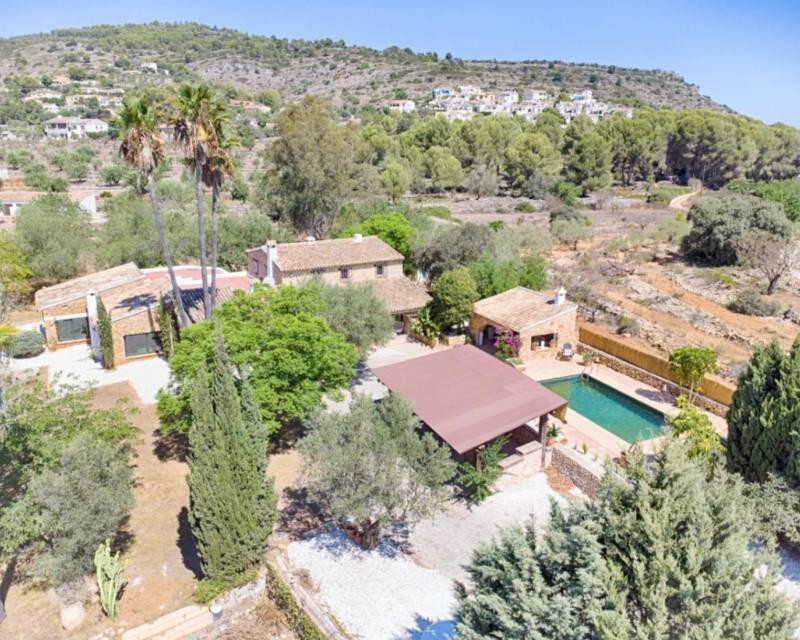 4 bedroom Country House for sale