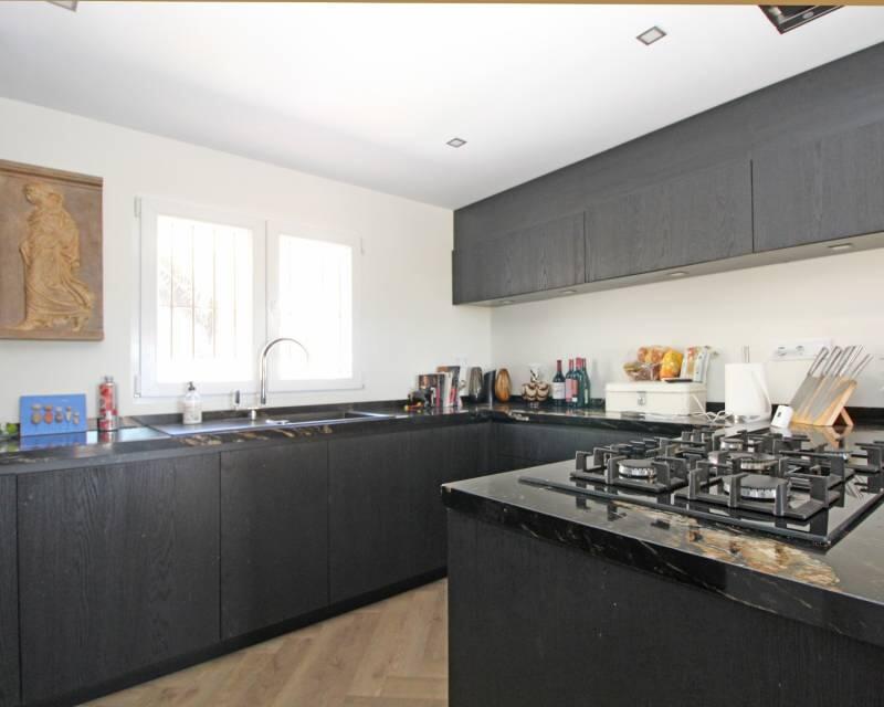 5 bedroom Villa for sale