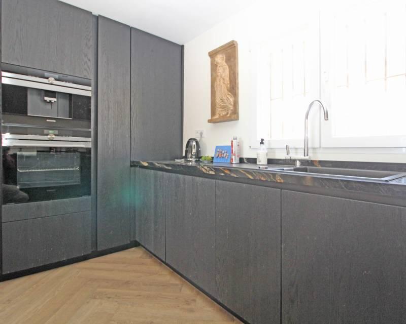 5 bedroom Villa for sale