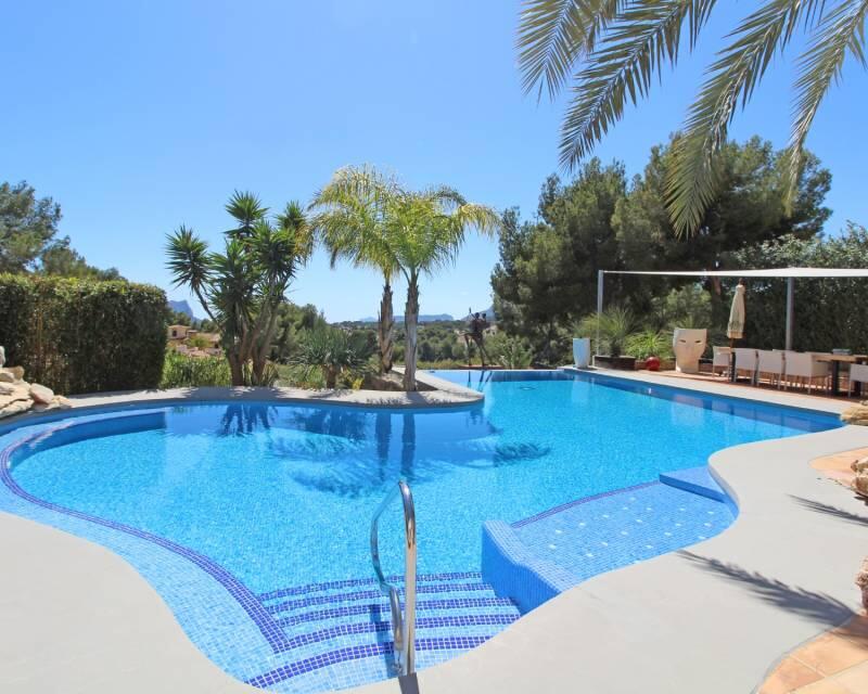 5 bedroom Villa for sale