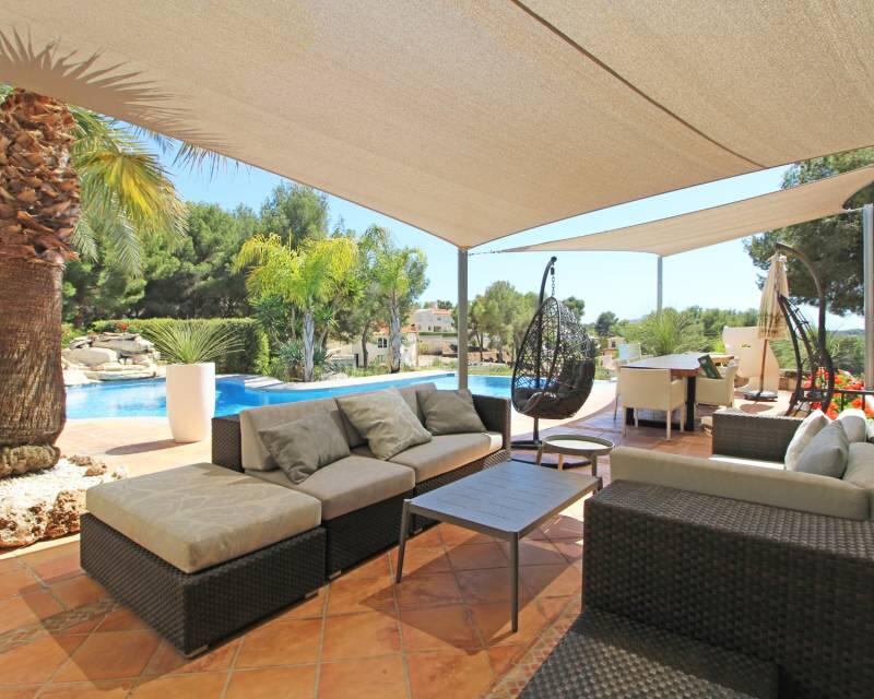 5 bedroom Villa for sale