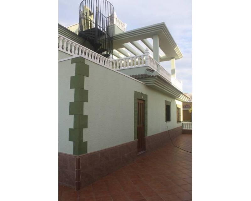 3 Cuarto Villa en venta