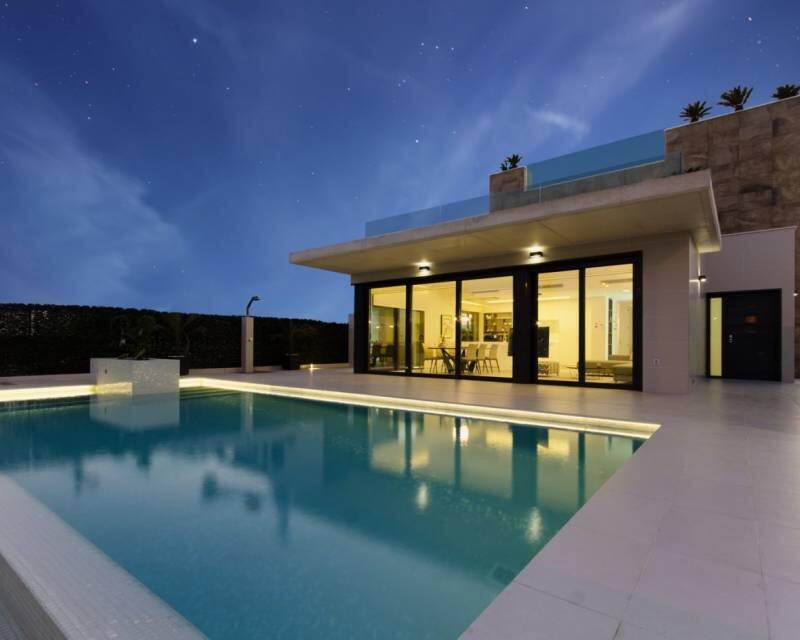 4 Cuarto Villa en venta