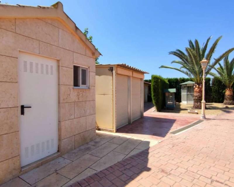 5 спальная комната вилла продается