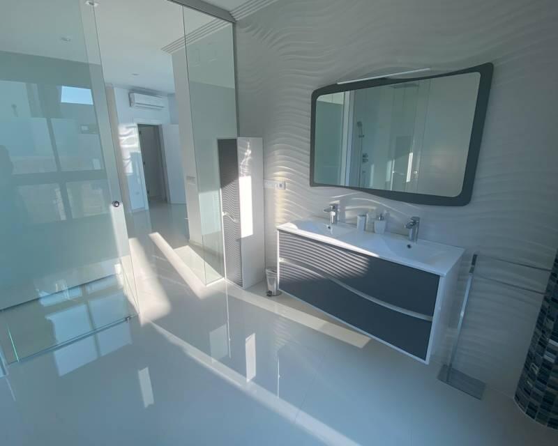 4 chambre Villa à vendre