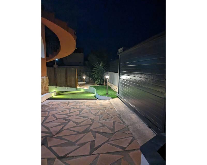 6 Cuarto Villa en venta