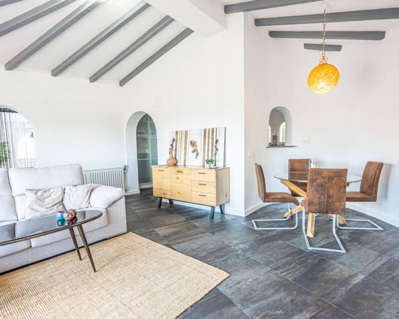 6 Cuarto Villa en venta