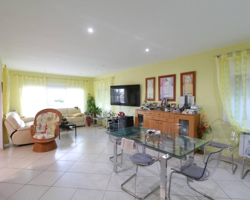 4 bedroom Villa for sale