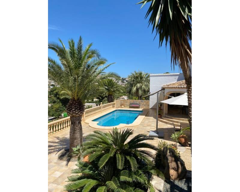 4 slaapkamer Villa Te koop