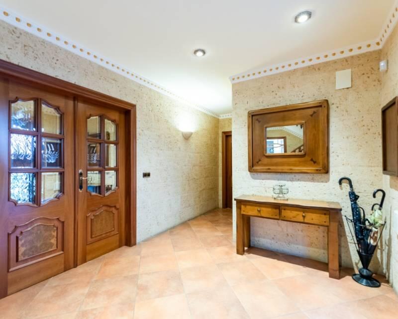 4 soveværelse Villa til salg