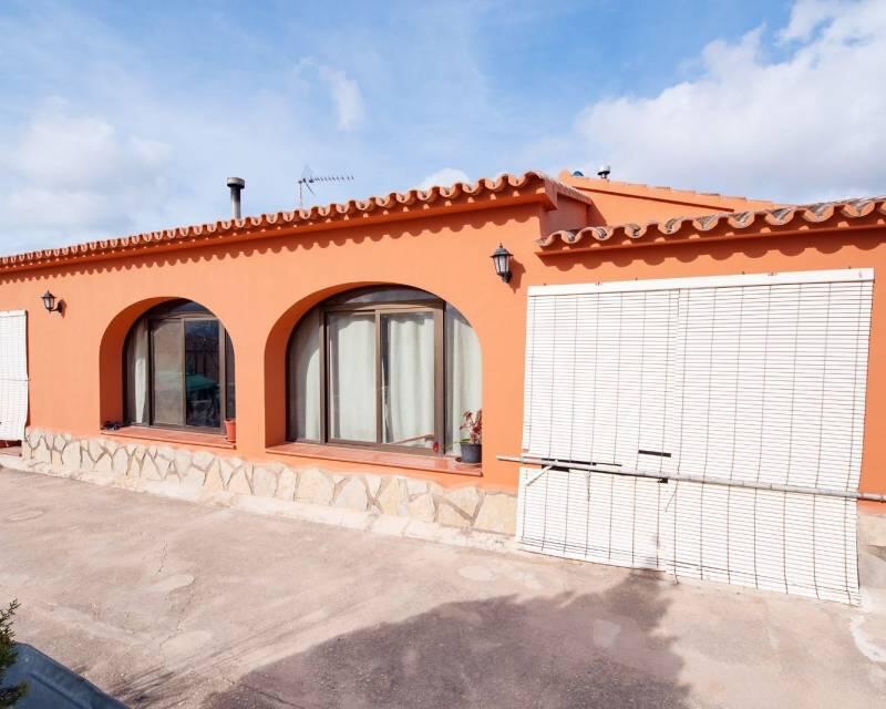 4 bedroom Country House for sale