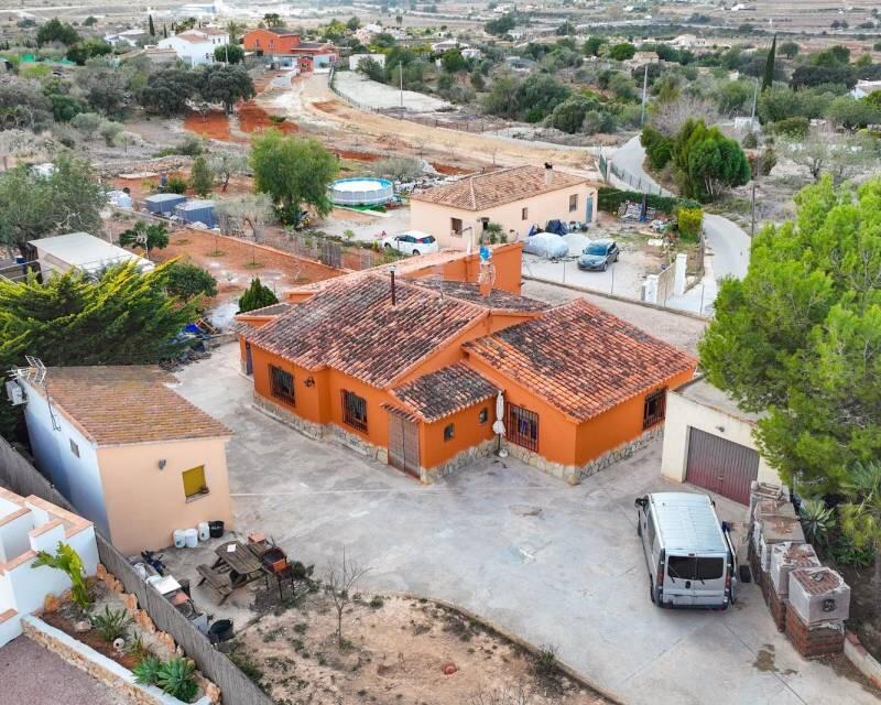 4 bedroom Country House for sale