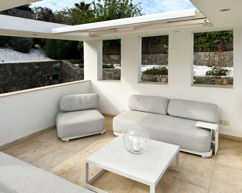 5 bedroom Villa for sale