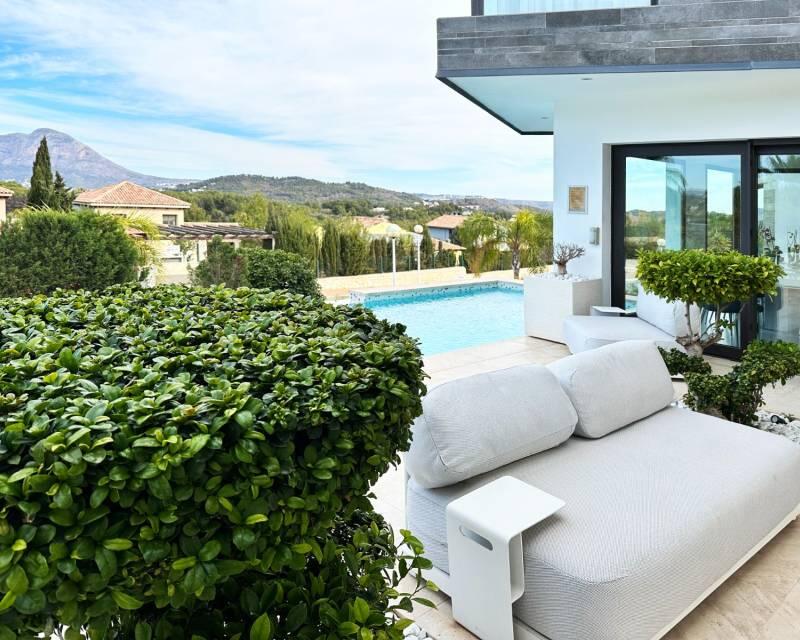 5 bedroom Villa for sale