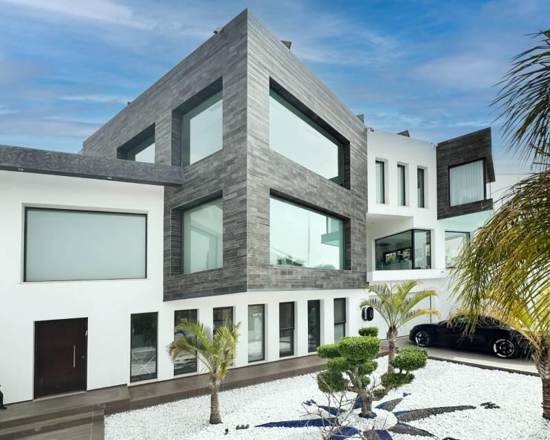 Villa til salgs i Javea, Alicante