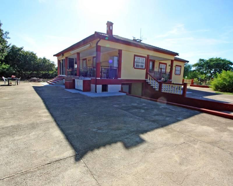 4 bedroom Villa for sale