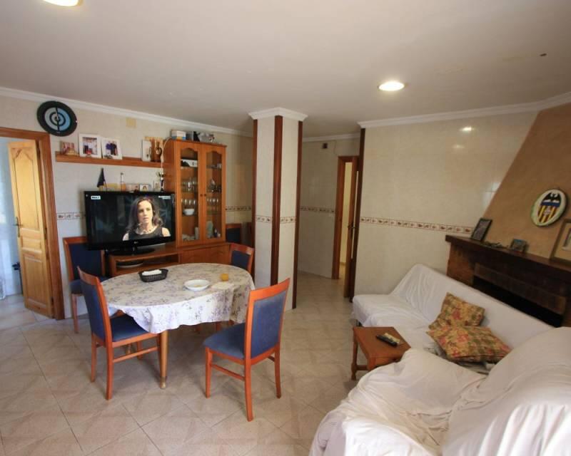 9 bedroom Villa for sale