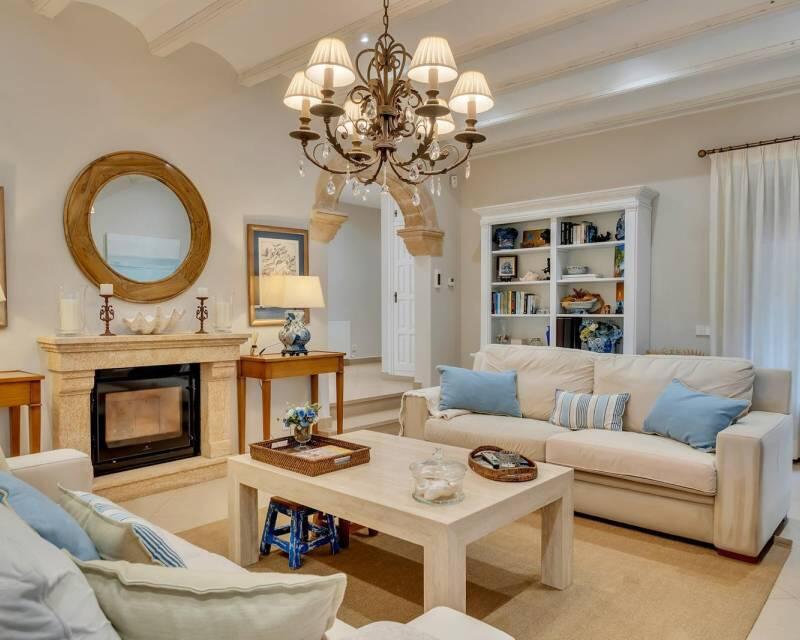 5 bedroom Villa for sale