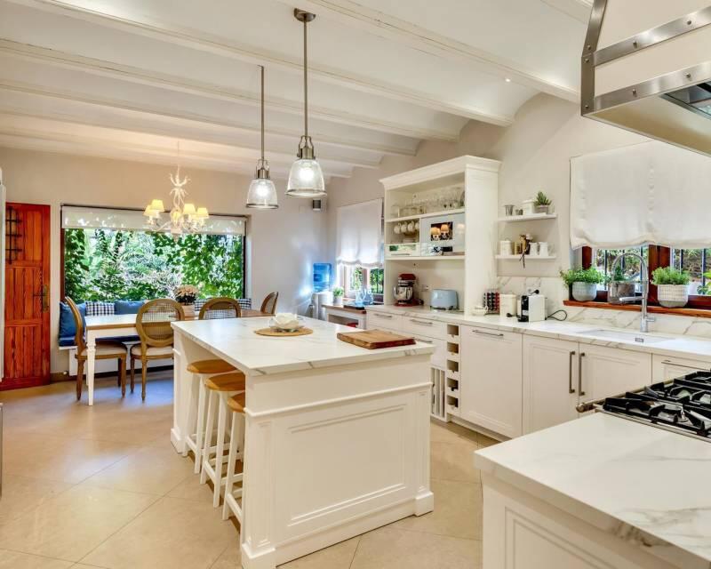 5 bedroom Villa for sale