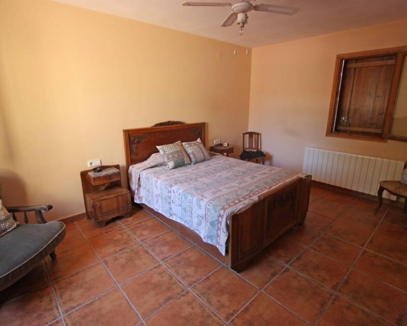 6 bedroom Villa for sale