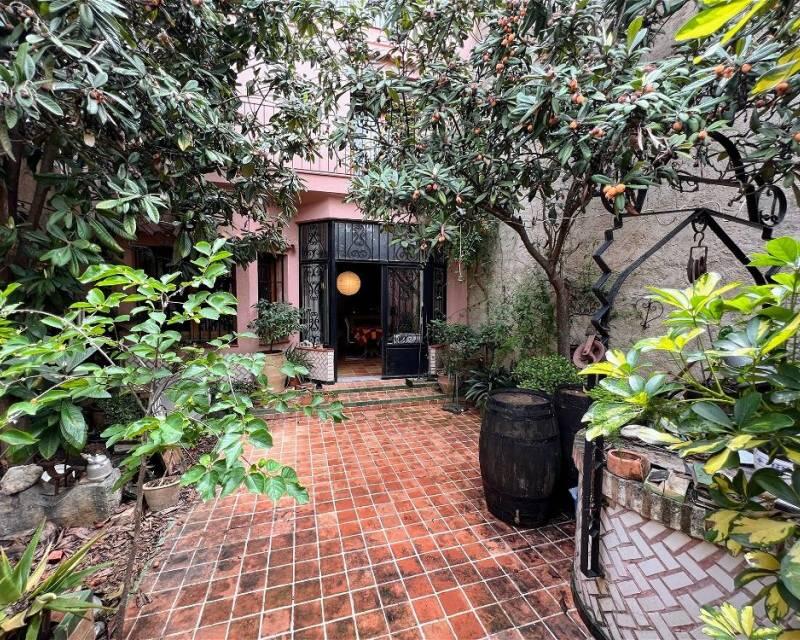 5 bedroom Country House for sale