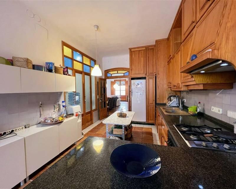 5 bedroom Country House for sale