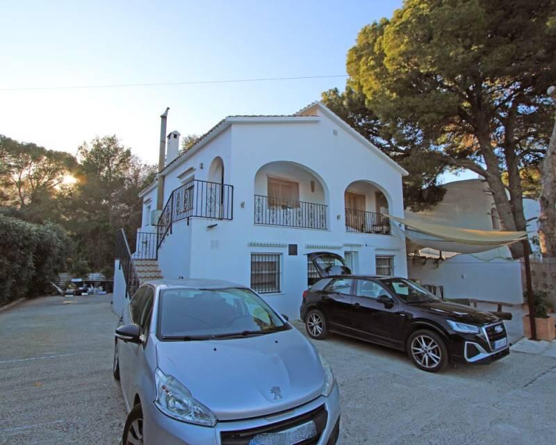 2 Cuarto Villa en venta