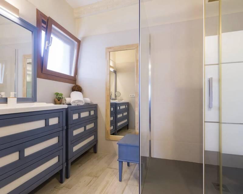 12 Schlafzimmer Villa zu verkaufen