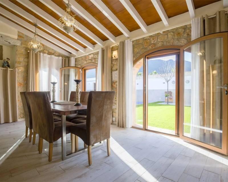 12 Schlafzimmer Villa zu verkaufen