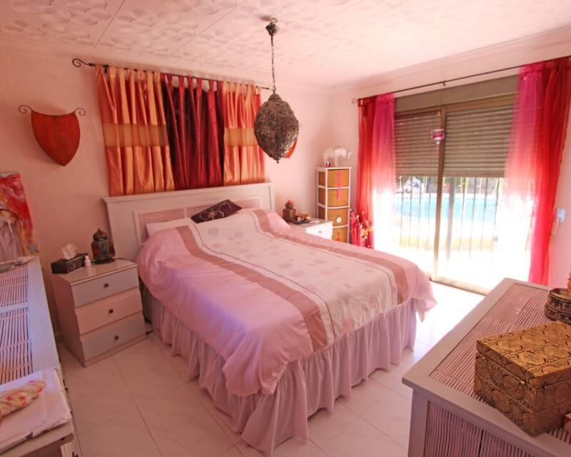4 Cuarto Villa en venta