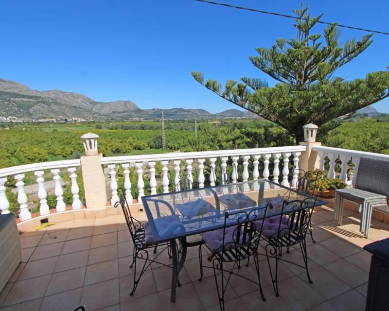 4 Cuarto Villa en venta