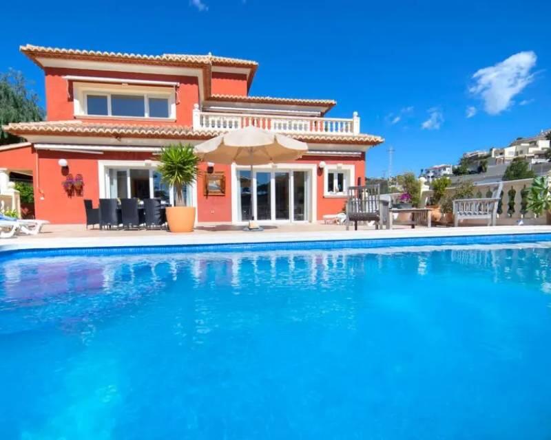 Villa til salg i Calpe, Alicante