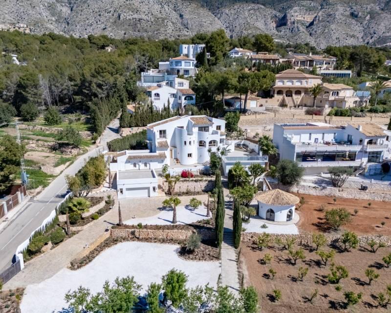 5 bedroom Villa for sale