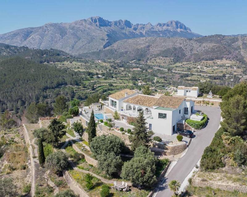 5 bedroom Villa for sale