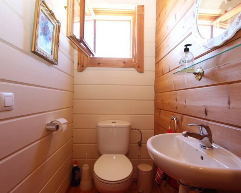 8 sovrum Villa till salu