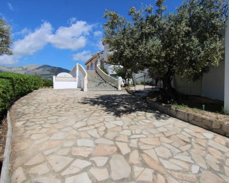 6 bedroom Villa for sale