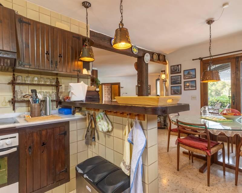 5 bedroom Villa for sale