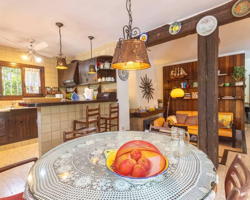 5 bedroom Villa for sale
