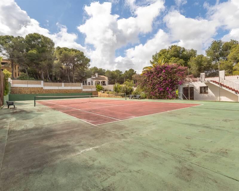 5 bedroom Villa for sale