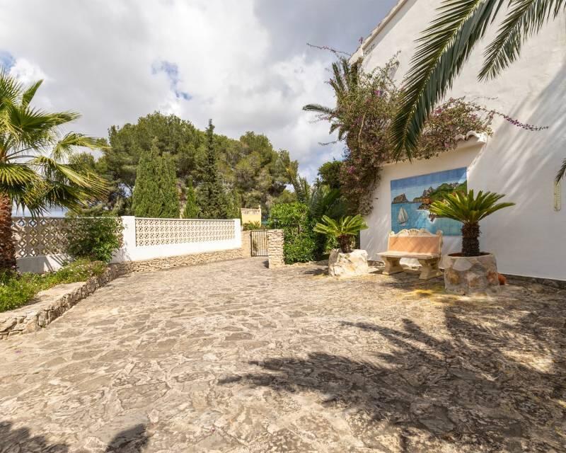 5 bedroom Villa for sale