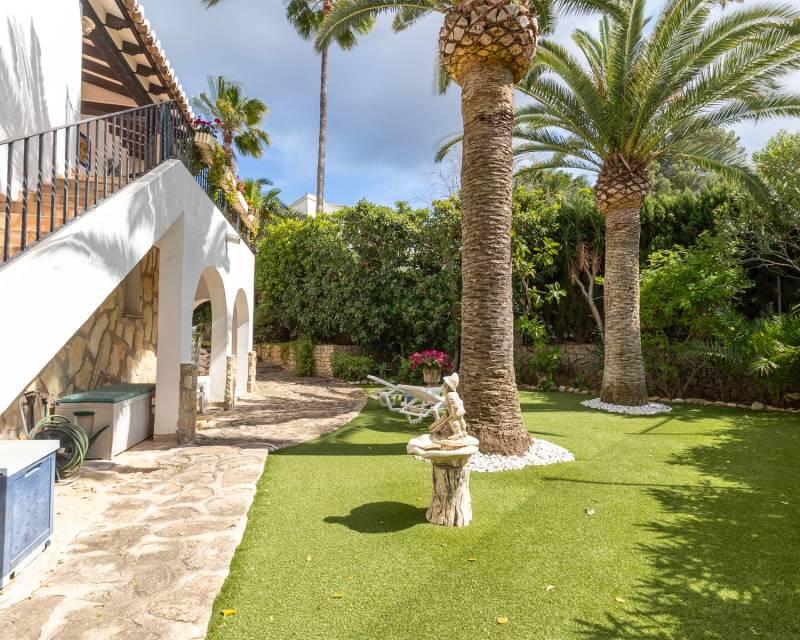 5 bedroom Villa for sale