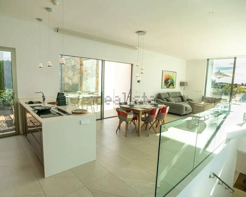4 bedroom Villa for sale