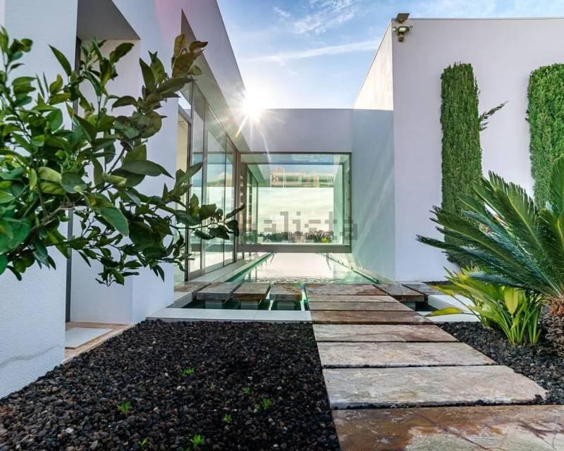 4 bedroom Villa for sale